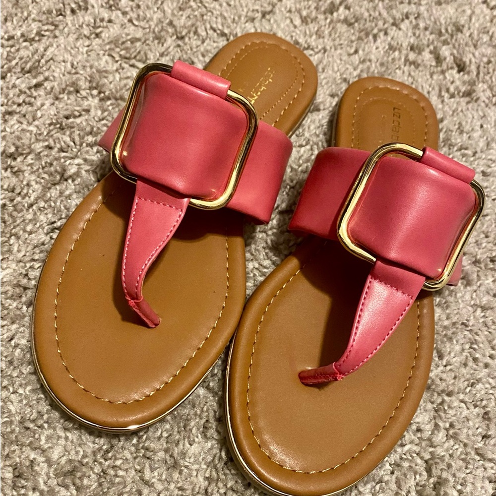 🍀2/$22 Pink & Tan Sandals with Gold Buckle